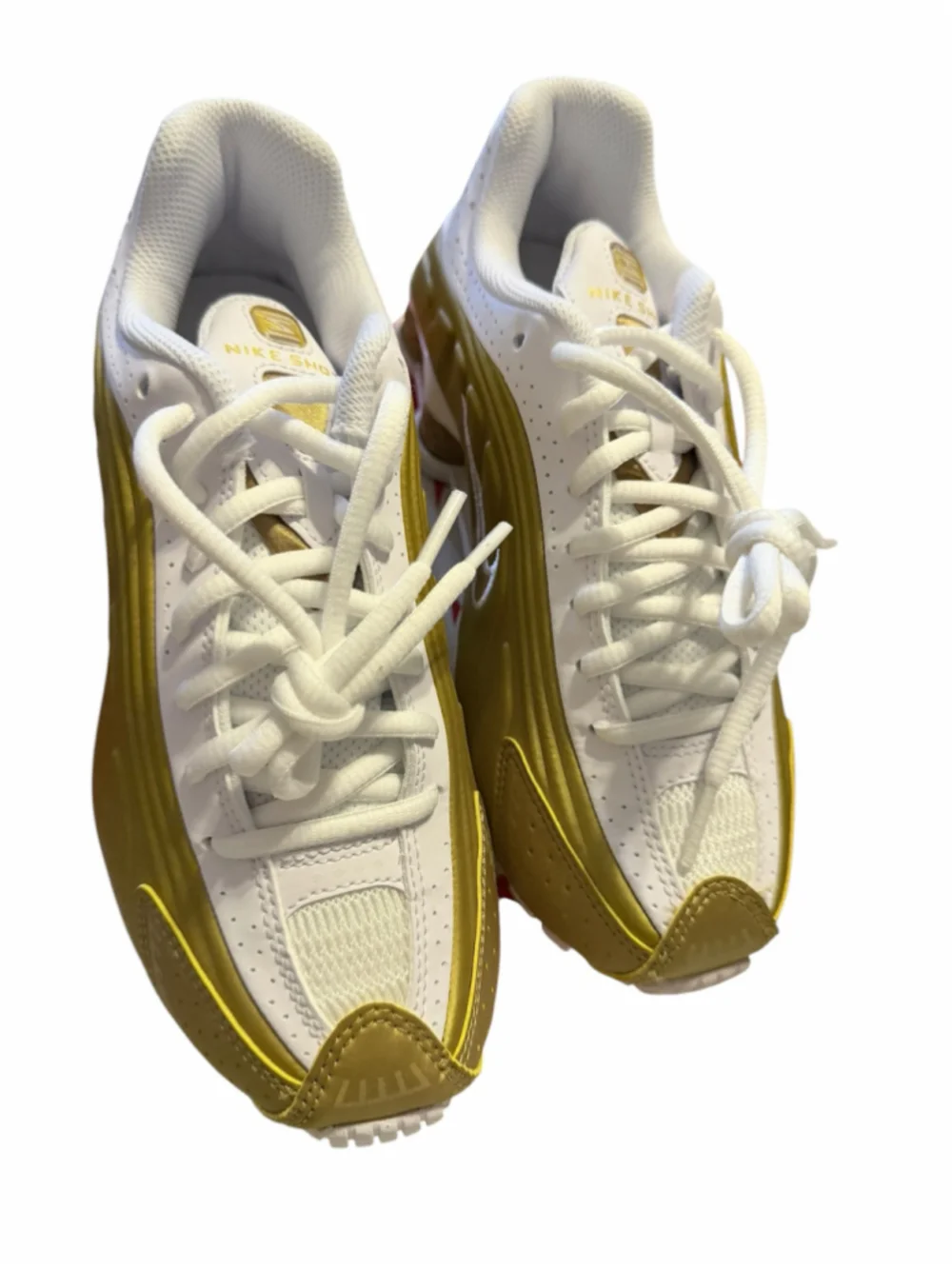 Men's/Youth Nike Shox R4 Sneakers Gold/White Size 4Y
